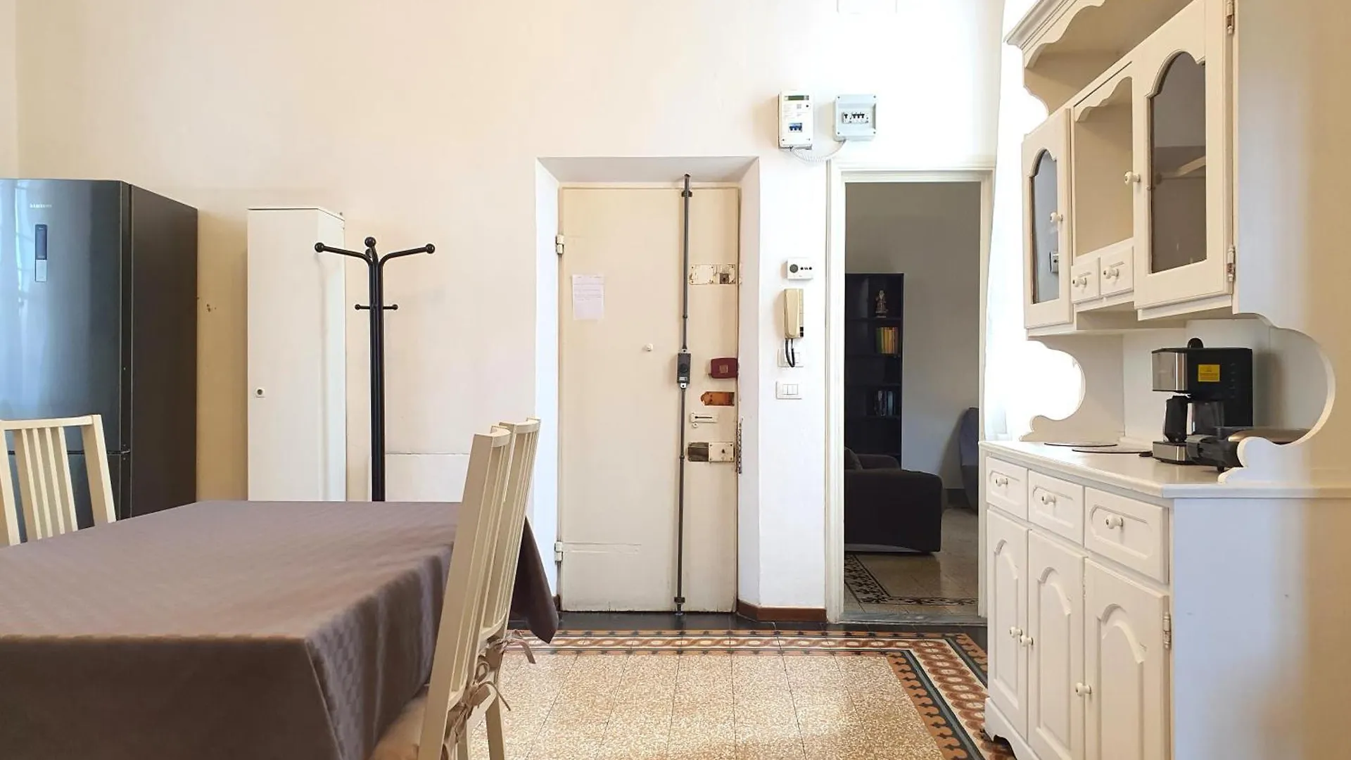Very Central Apartment 30 Seconds From Uffizi Gallery Florens