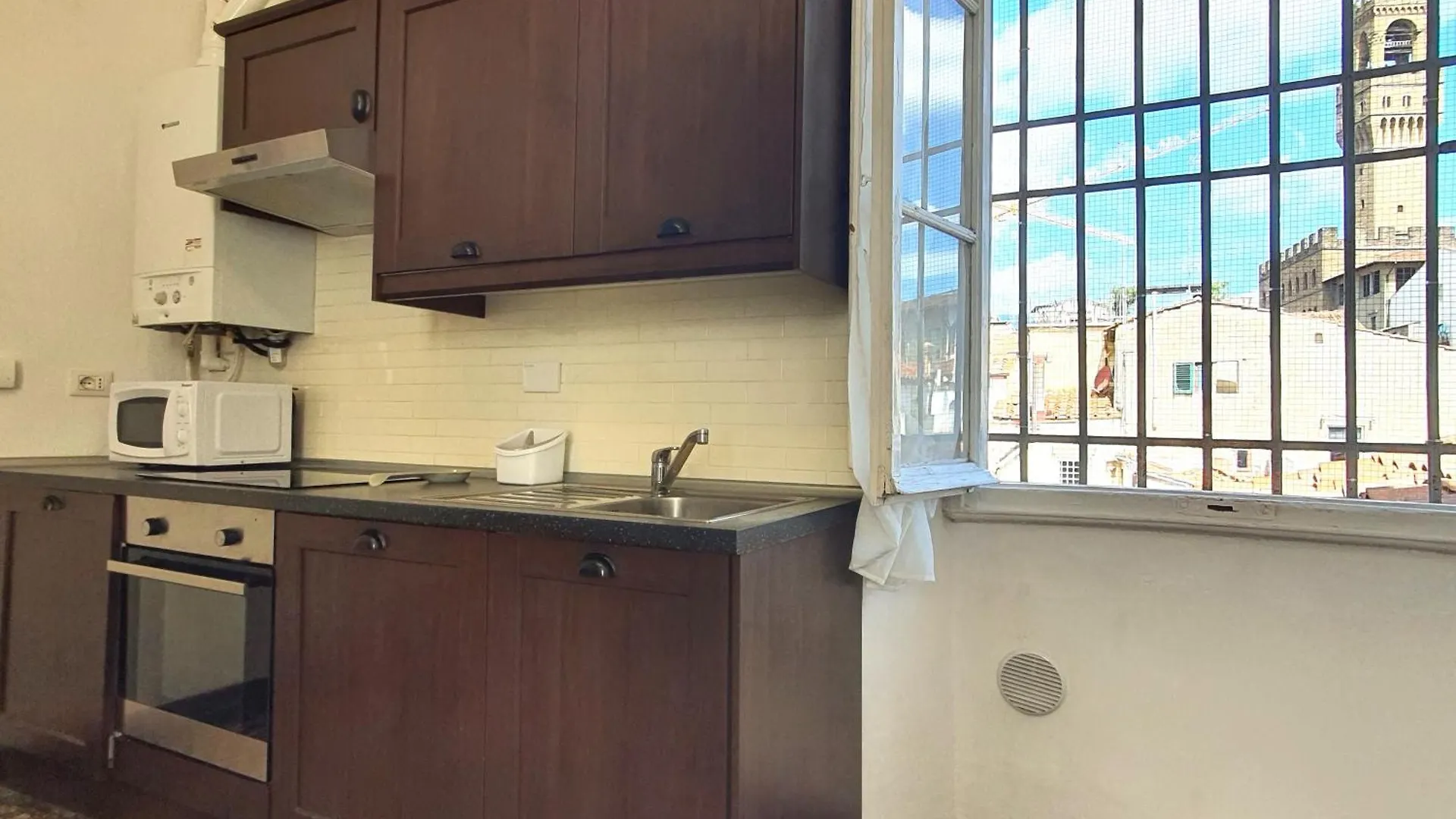 Very Central Apartment 30 Seconds From Uffizi Gallery Florens