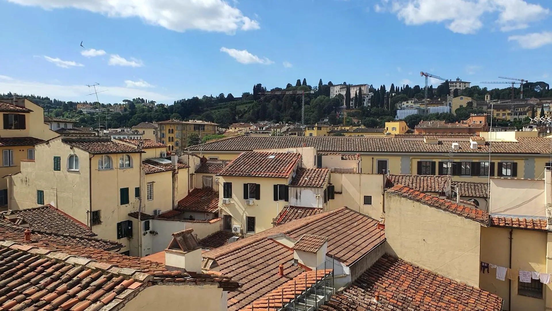 Very Central Apartment 30 Seconds From Uffizi Gallery Florens