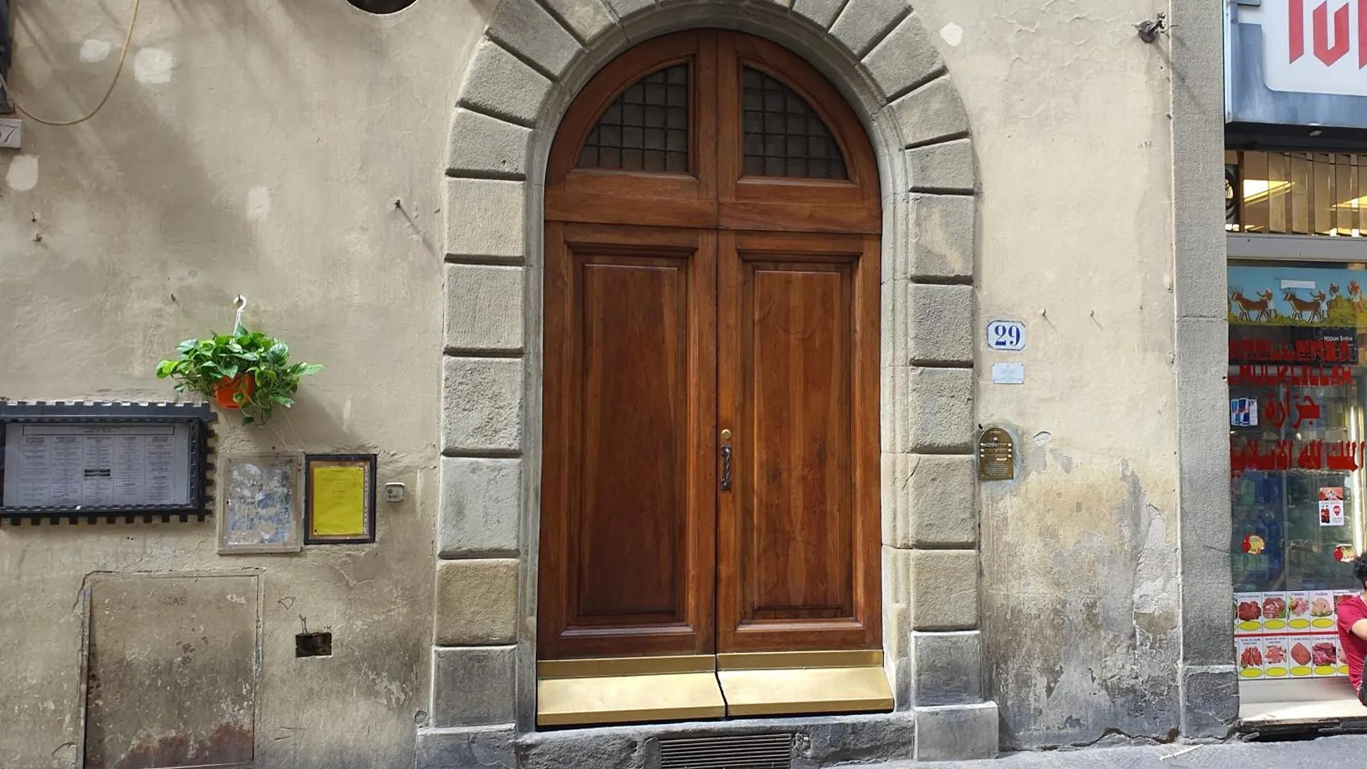 Very Central Apartment 30 Seconds From Uffizi Gallery Florens